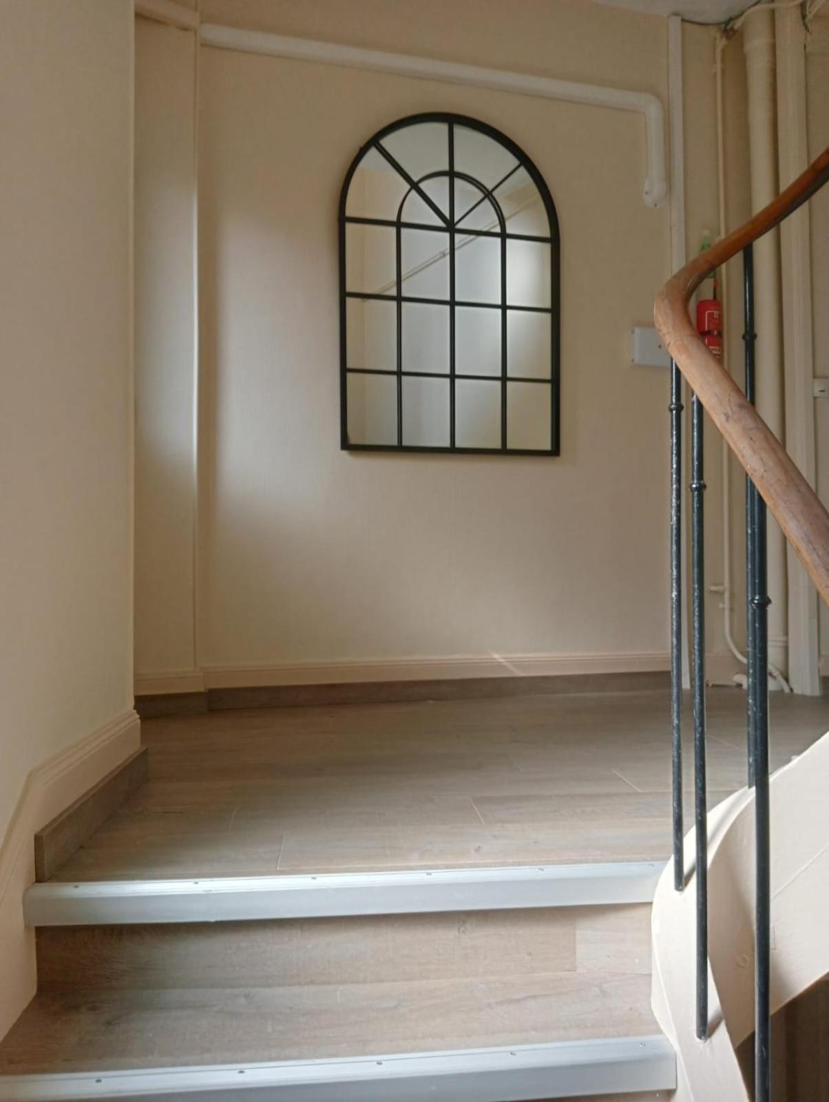 Le Charme Des Berceaux Apartamento Épernay Exterior foto